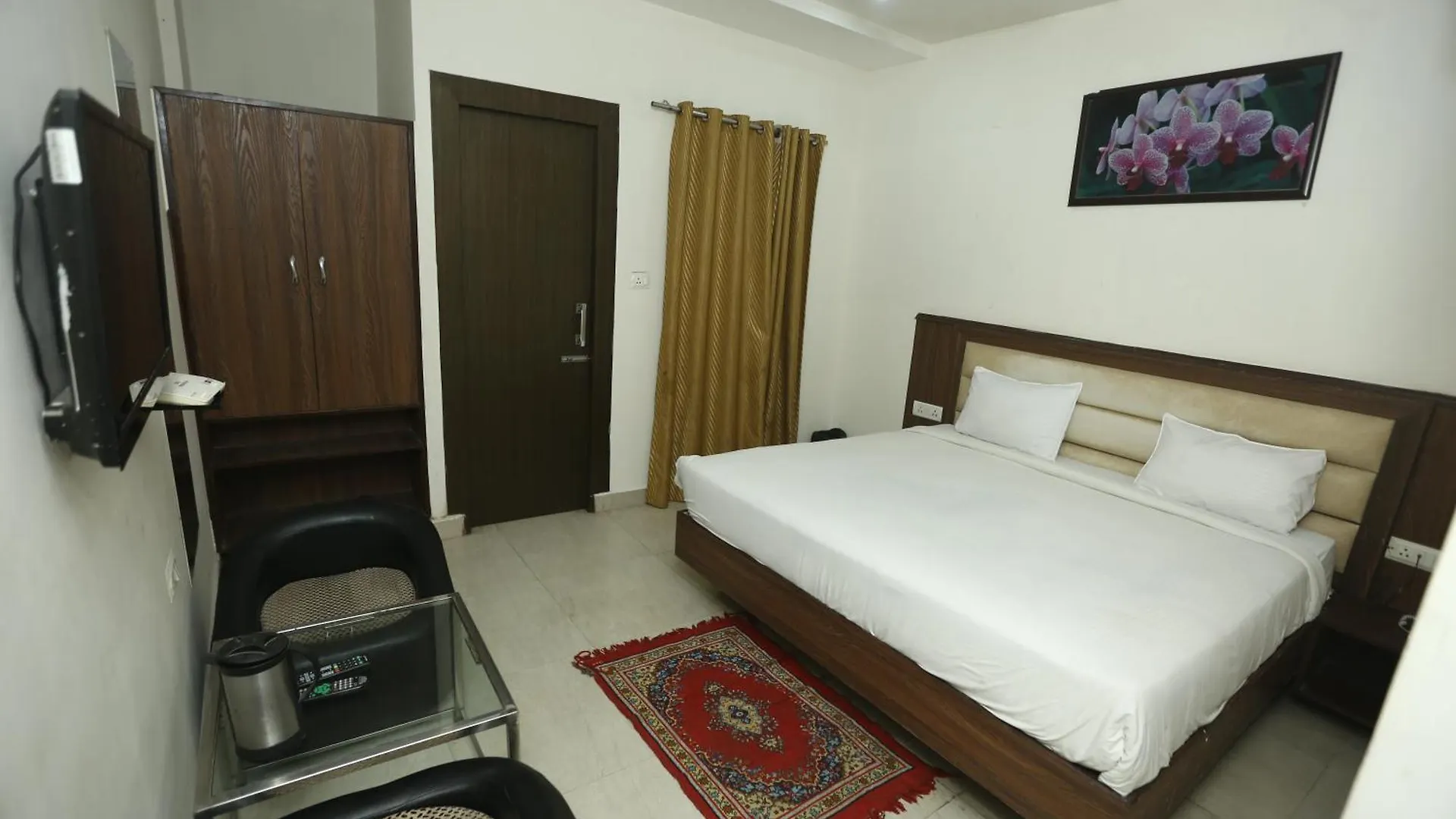 24 Hotel & Resort Agra   Agra (Uttar Pradesh)