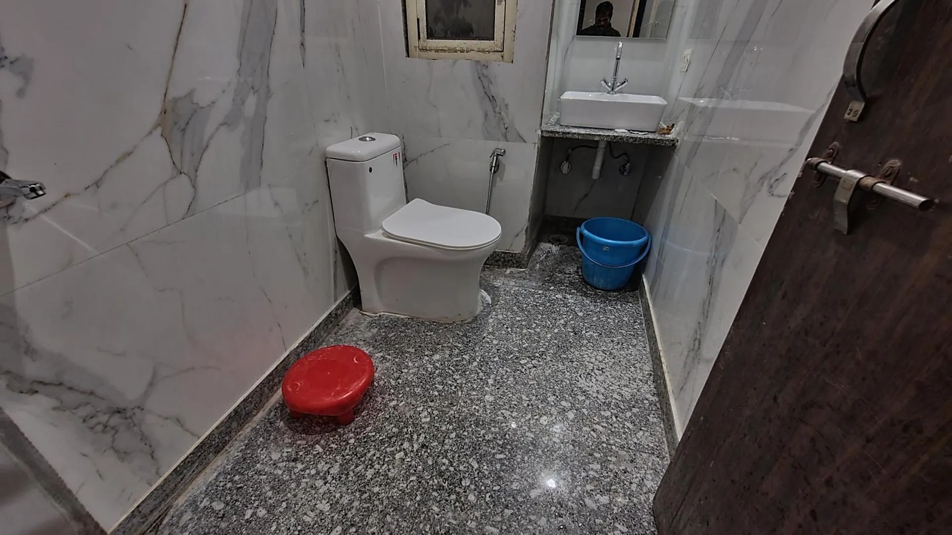 ***  24 Hotel & Resort Agra  India