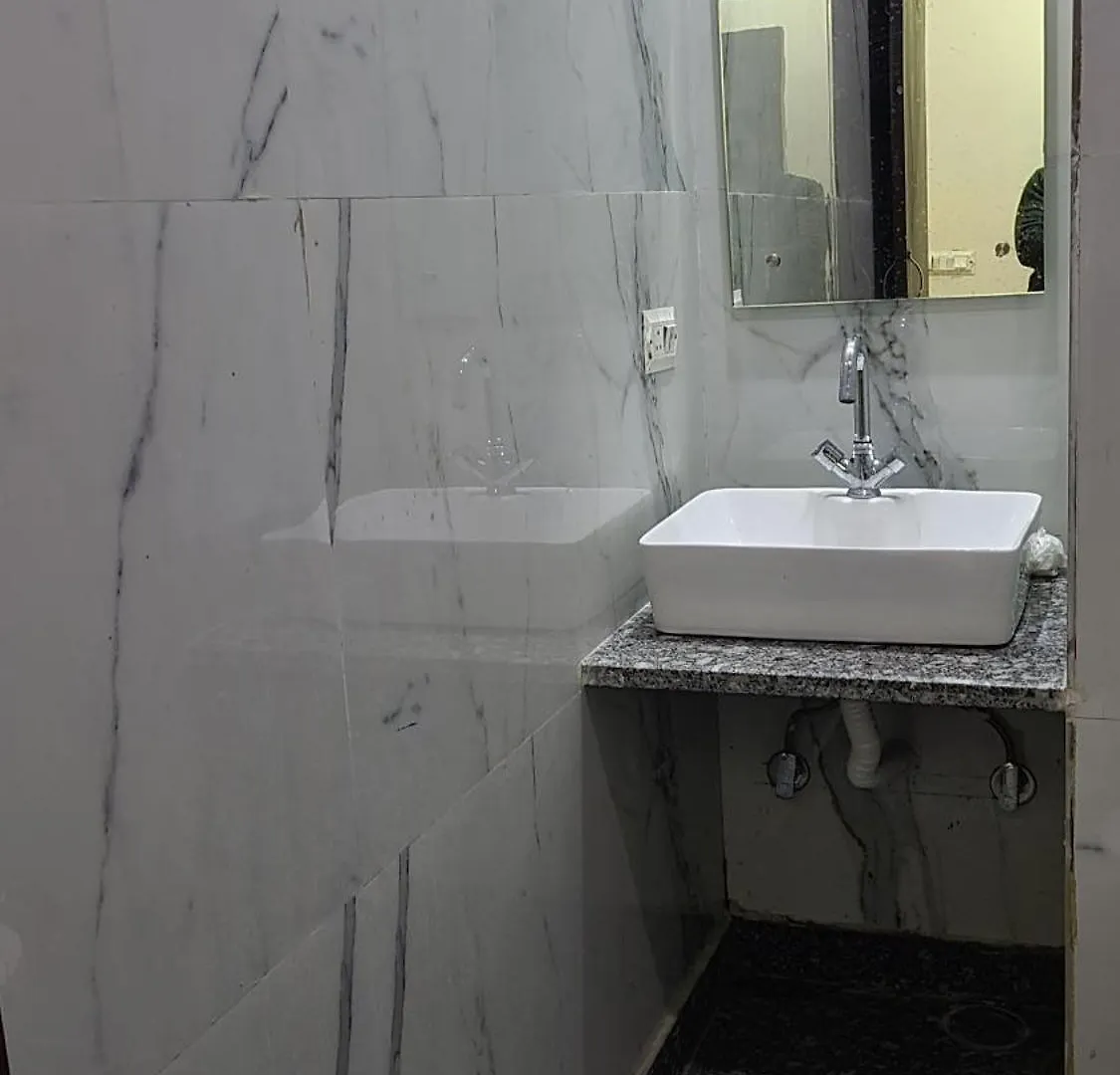 24 Hotel & Resort Agra