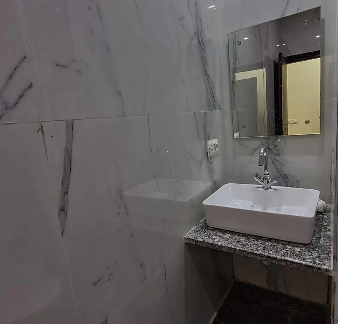 24 Hotel & Resort Agra  3*, Agra (Uttar Pradesh)