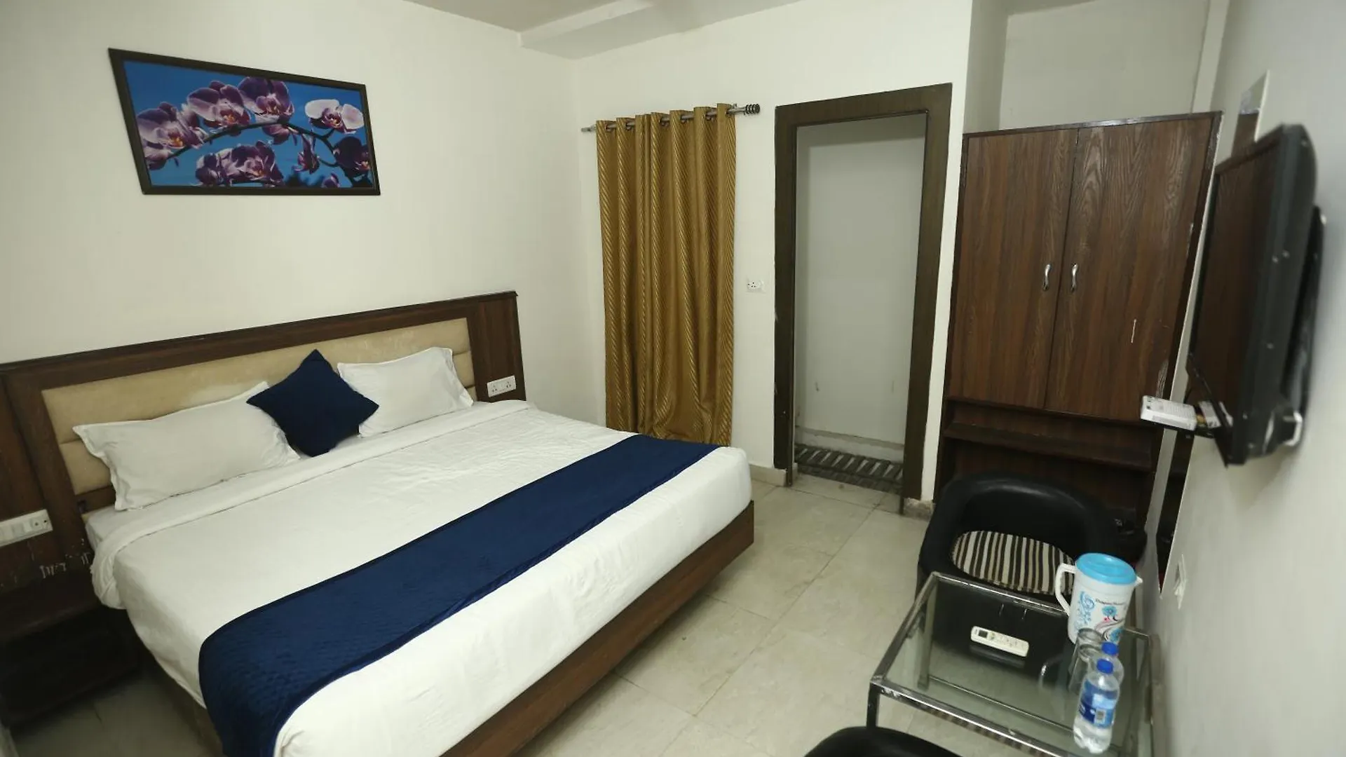 24 Hotel & Resort Agra   Agra (Uttar Pradesh)