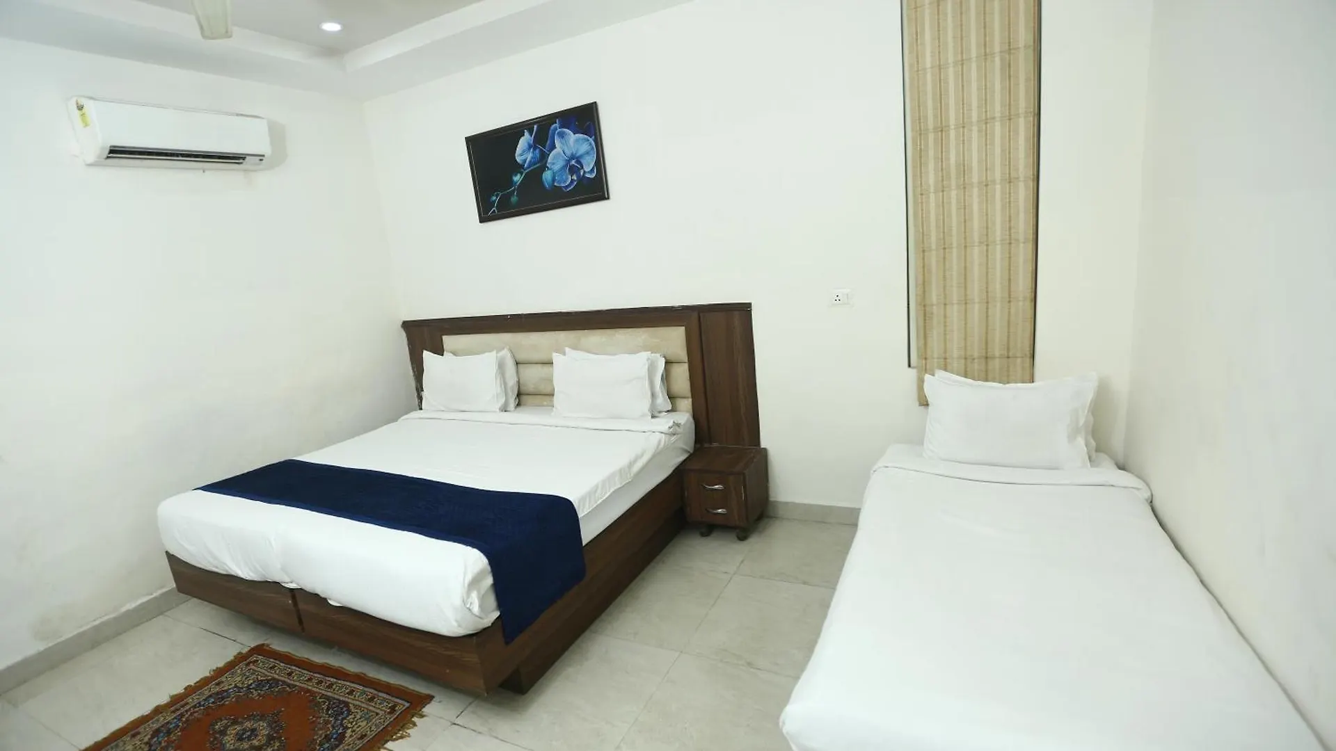 24 Hotel & Resort Agra  3*, Agra (Uttar Pradesh)