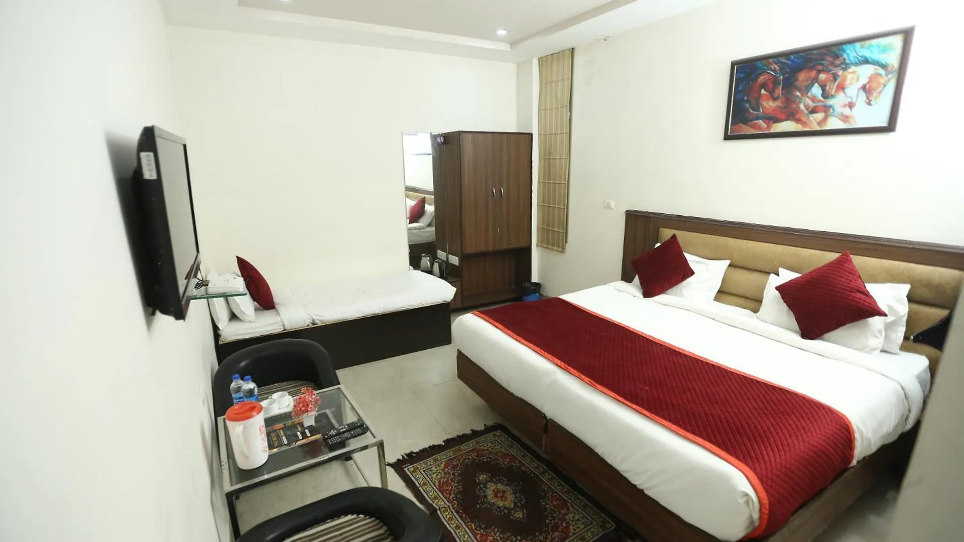 ***  24 Hotel & Resort Agra  India